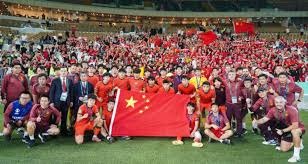 上线一年后，《剑与远征：启程》走出了一条不一样的成长线