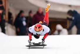 篮球湖人核心球员训练后状态良好